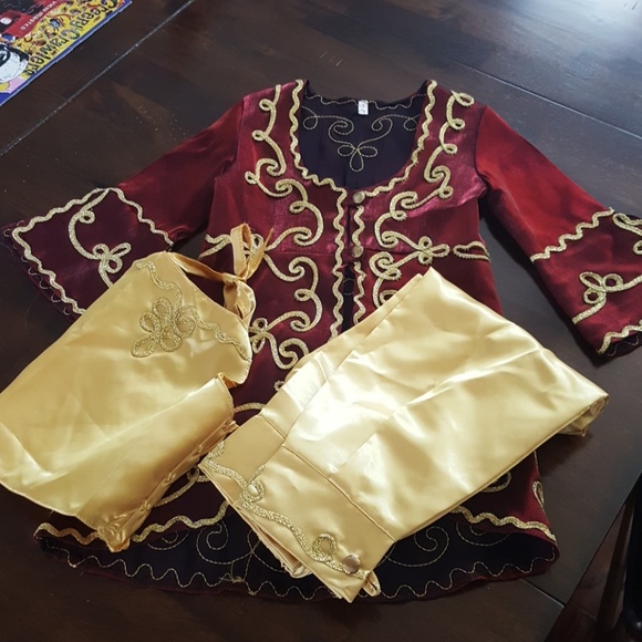 Arabian Halloween Costume - Picture 6 of 8